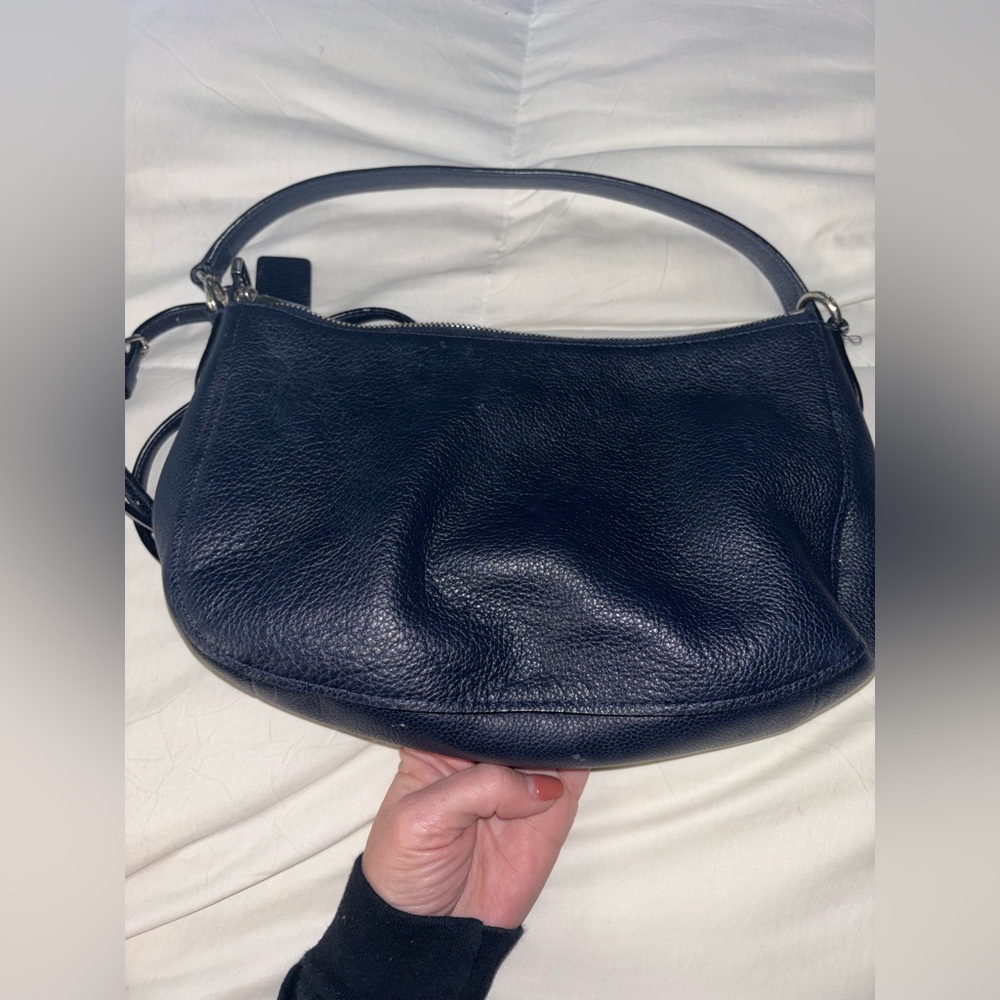 Coach Chelsea crossbody purse in navy blue. - Picture 7 of 8